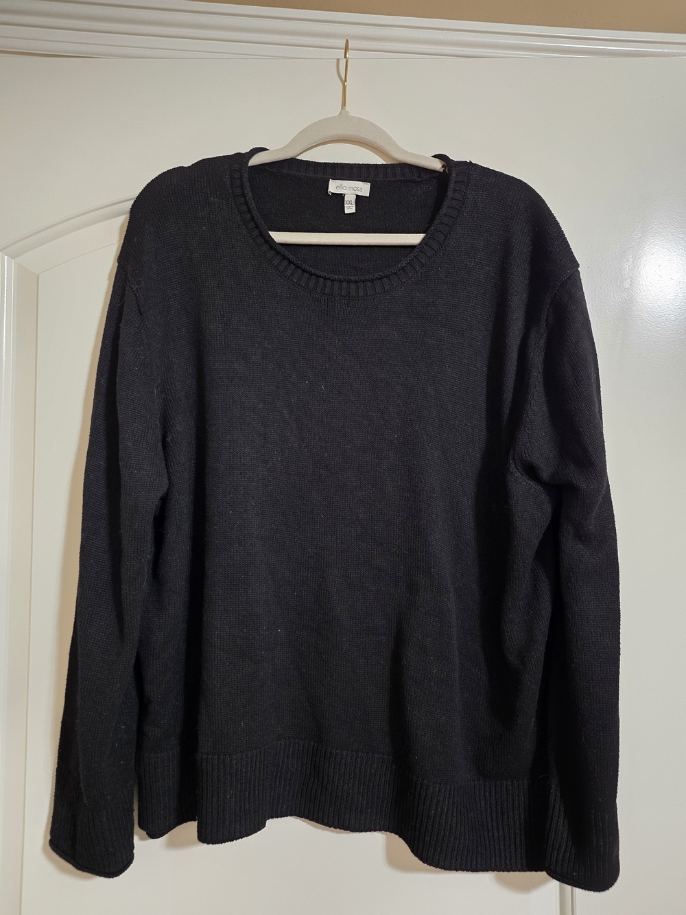 Ella Moss Black Crewneck Sweater
